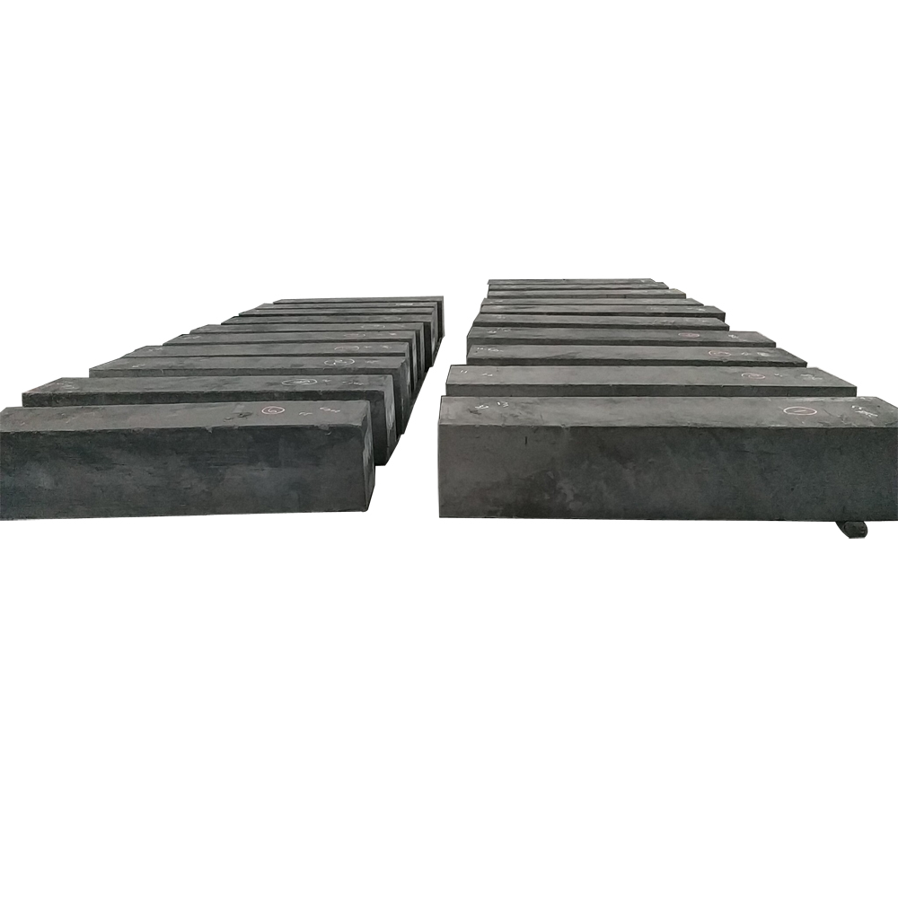 Extruded graphite block for exothermic welding