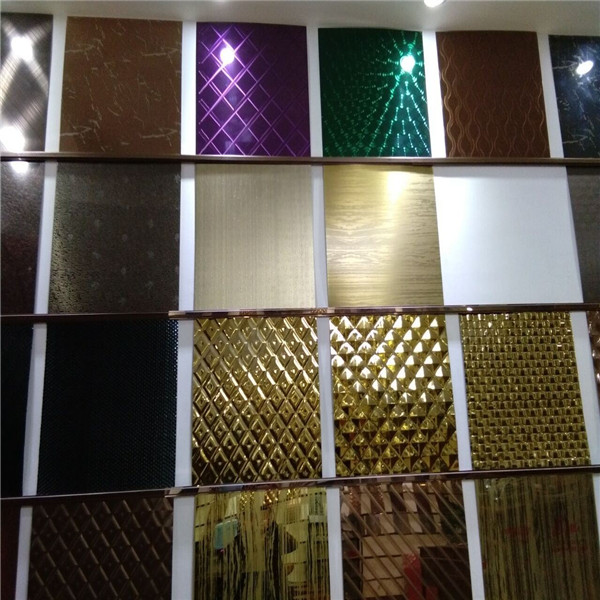 Color stainless steel plate
